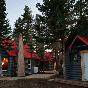 Yellowstone Cabins And Rv